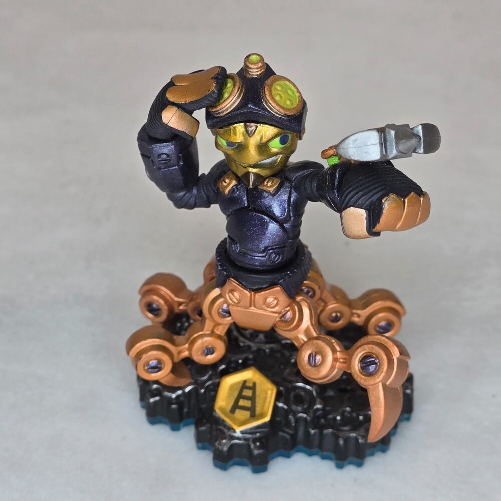 Spy Rise Skylanders Swap Force W/Card, Sticker, and Code - Picture 2 of 5